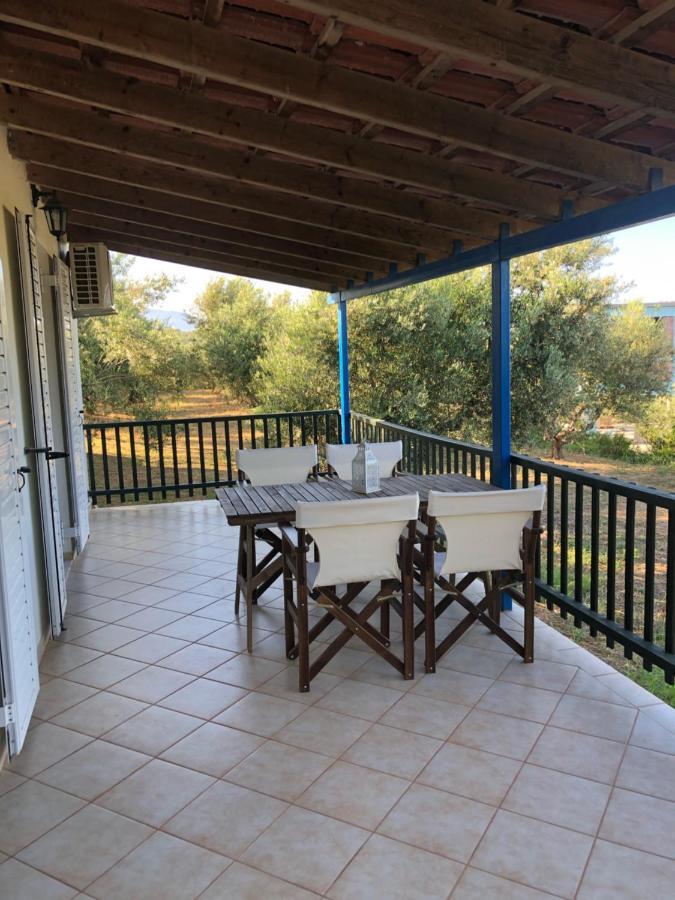 فيلا Aggeliki House 5 Kómboi المظهر الخارجي الصورة