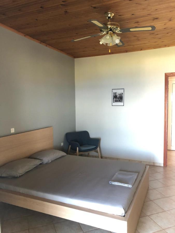 فيلا Aggeliki House 5 Kómboi المظهر الخارجي الصورة