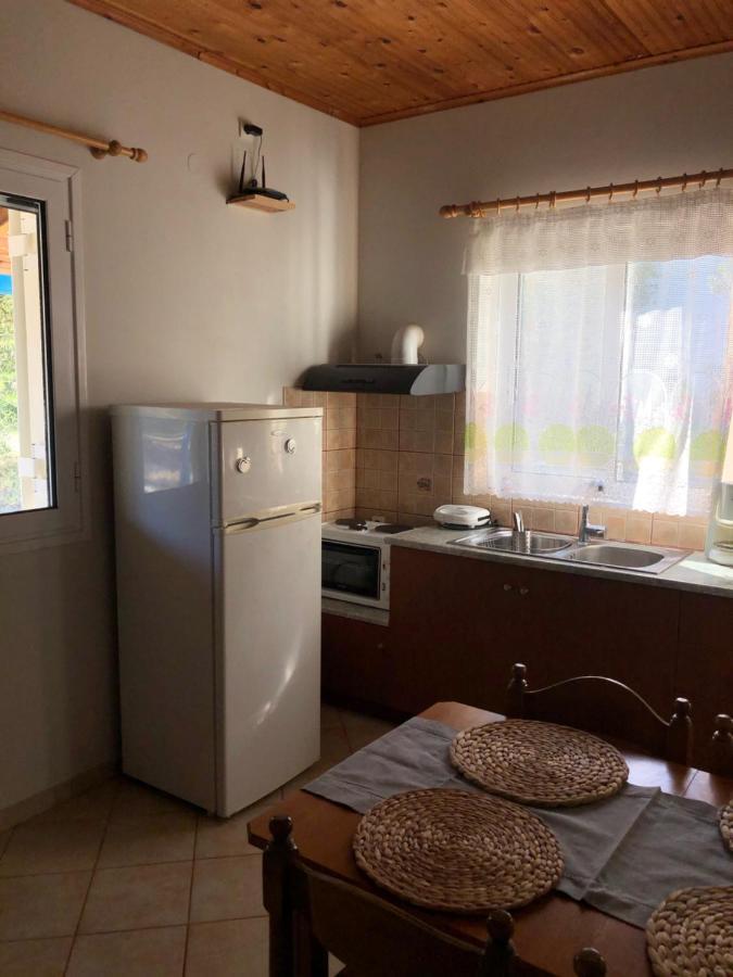 فيلا Aggeliki House 5 Kómboi المظهر الخارجي الصورة
